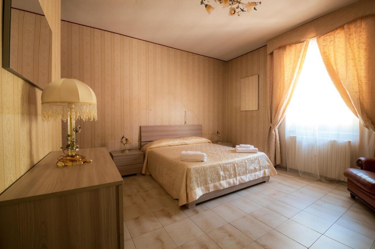 Casa Vacanze Dante Gorfigliano Extérieur photo